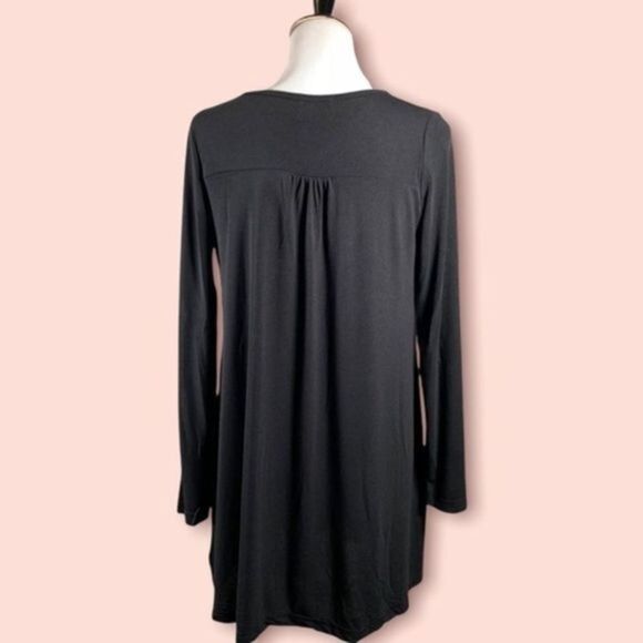 ANGIE | Sleeve Shift Swing Tunic Mini Dress in Black - Picture 7 of 8